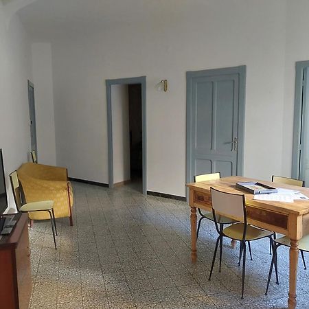 Casa Vacanze Zarinu Orgosolo Extérieur photo
