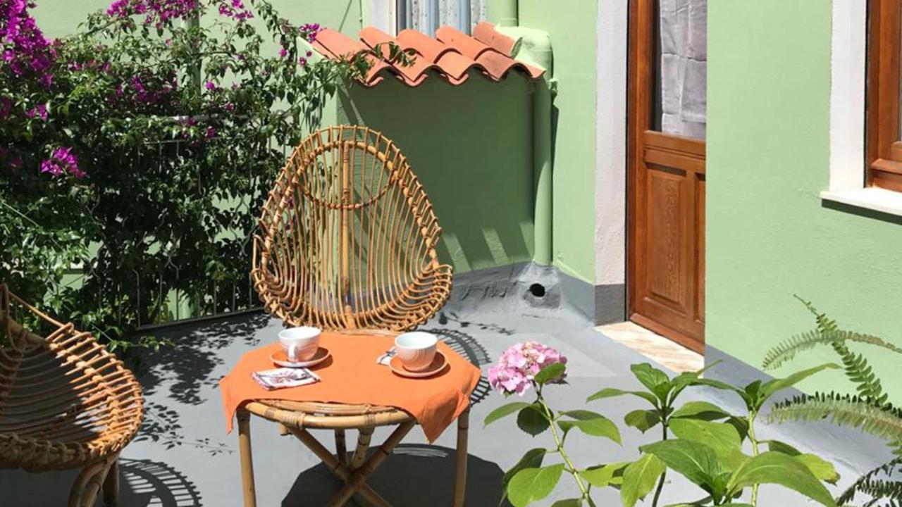 Casa Vacanze Zarinu Orgosolo Extérieur photo