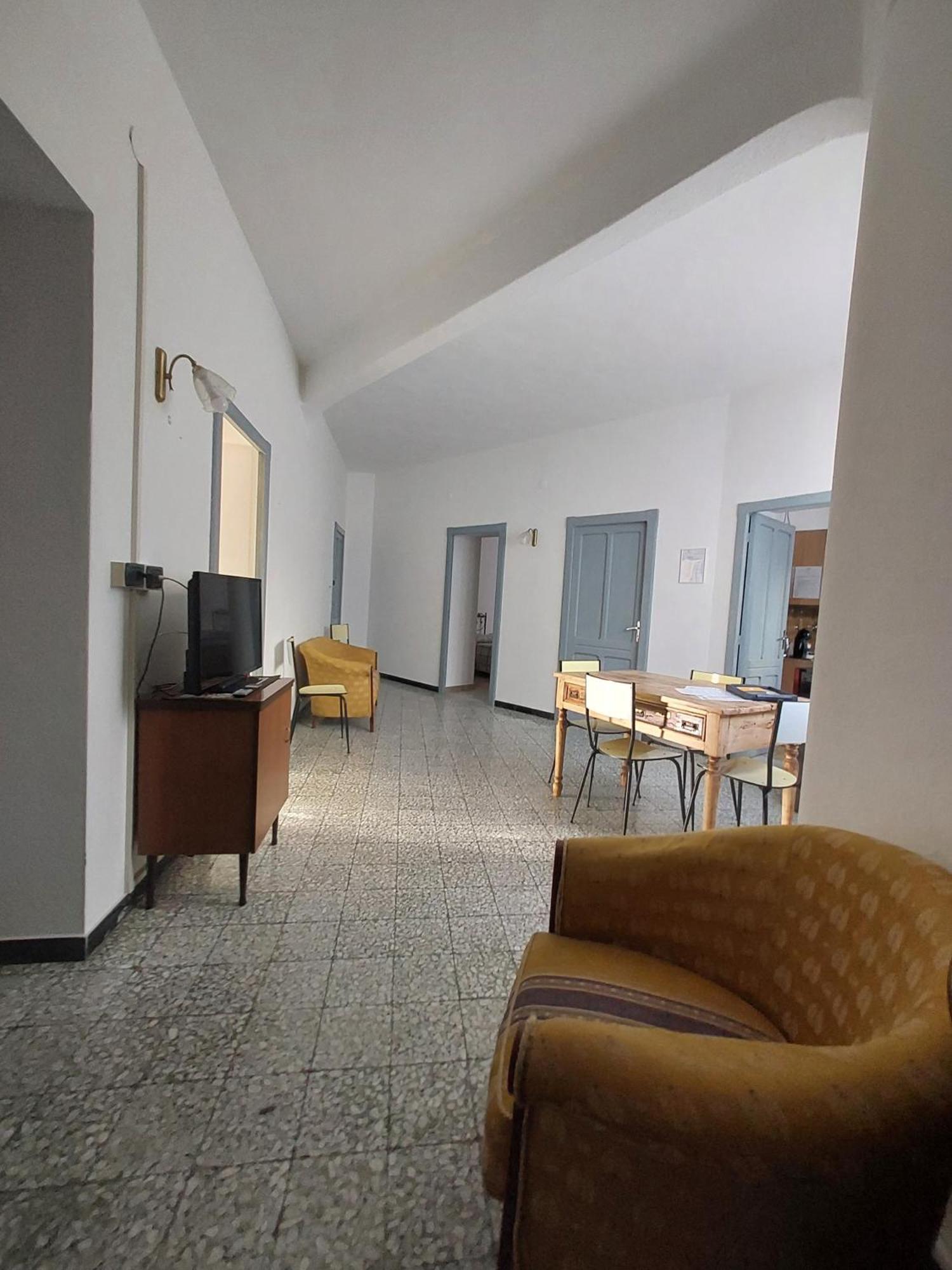 Casa Vacanze Zarinu Orgosolo Extérieur photo