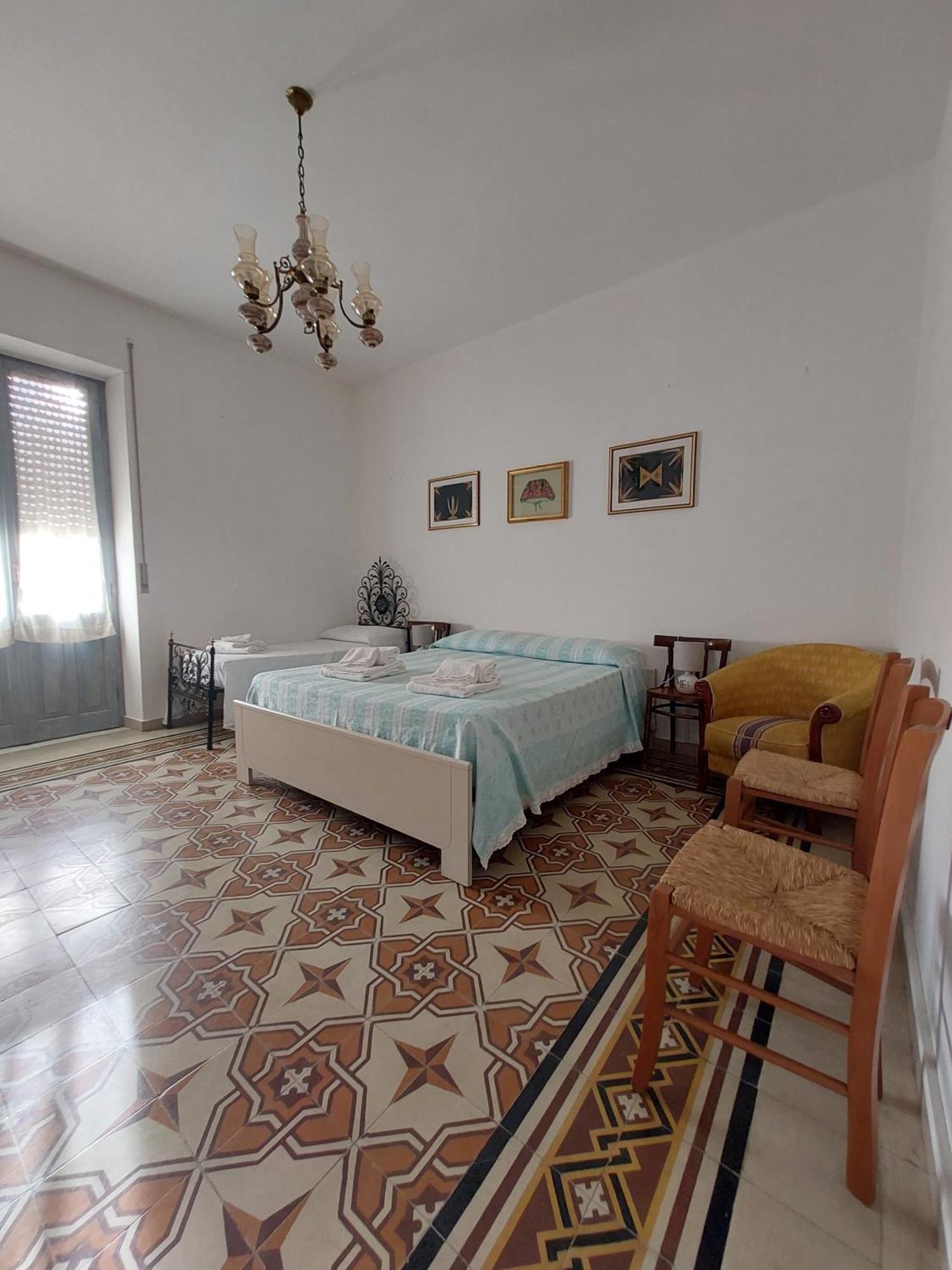 Casa Vacanze Zarinu Orgosolo Extérieur photo