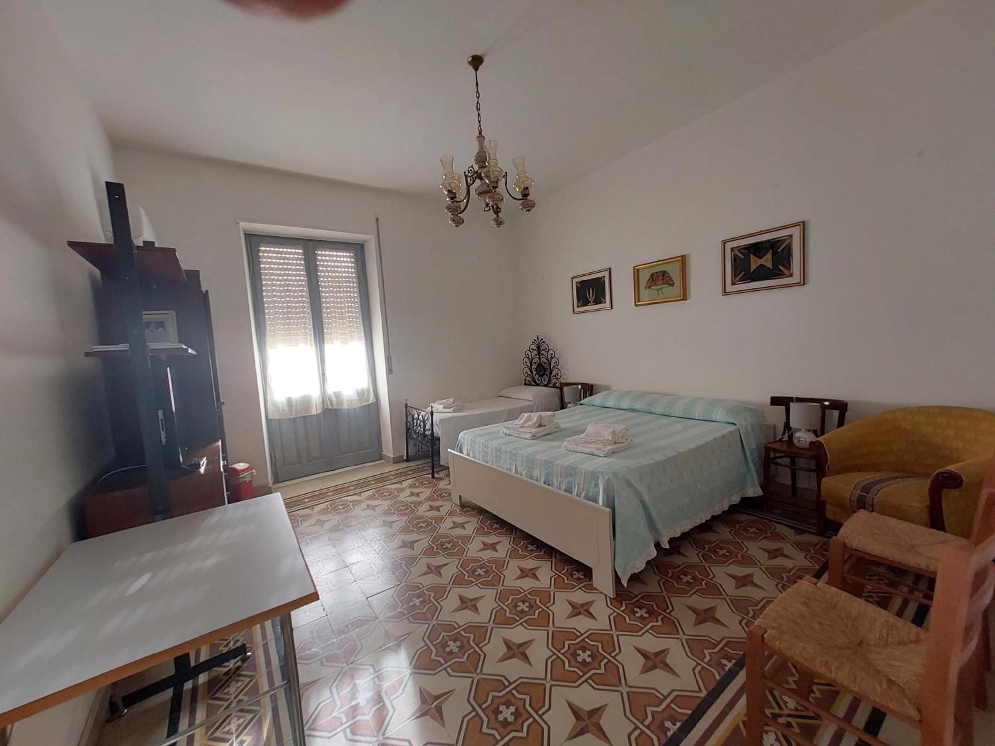 Casa Vacanze Zarinu Orgosolo Extérieur photo