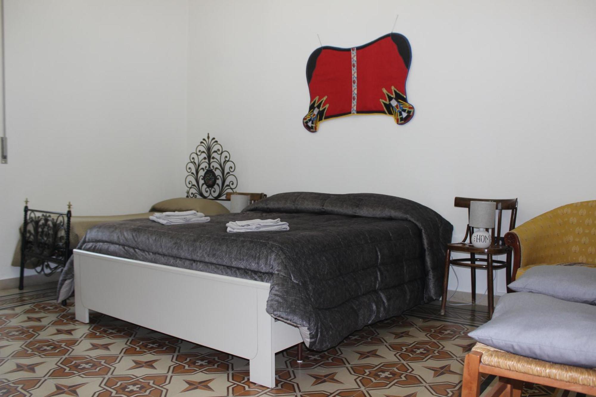 Casa Vacanze Zarinu Orgosolo Extérieur photo
